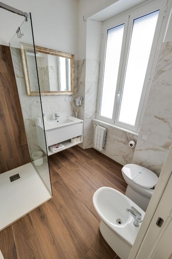 Clavdia Flat Monti Hotel Рим Екстериор снимка